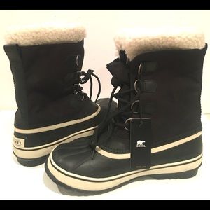 Sorel Classic Navy Snow Boots